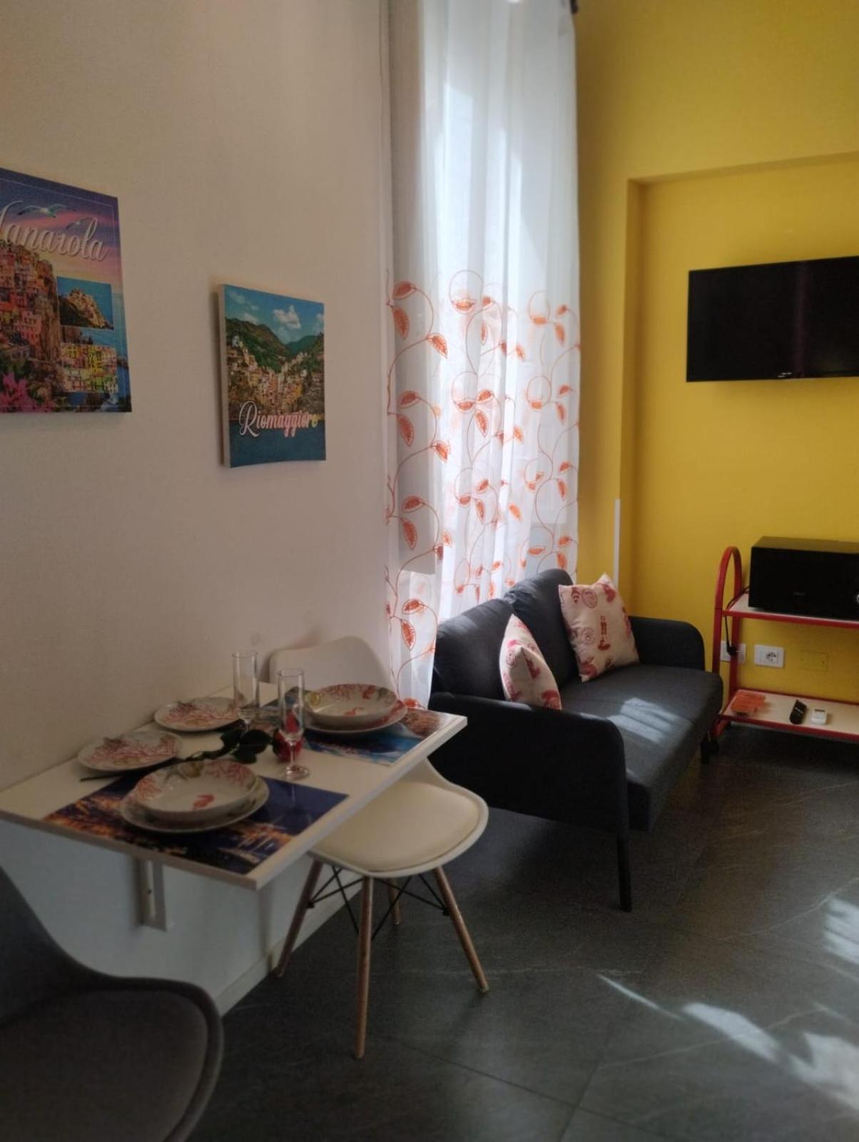 Apartamento Casa Vacanze Buddy La Tua Base Per Visitare Il Mare Delle Cinque Terre La Spezia Exterior foto
